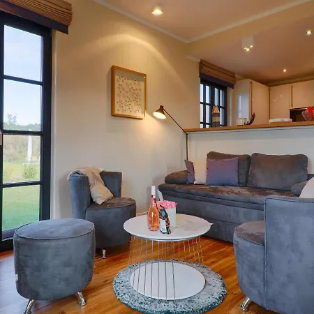 Reetland Am - Premium Reetdachvilla Mit 3 Schlafzimmern, Sauna, Kamin Und Massagesessel F05