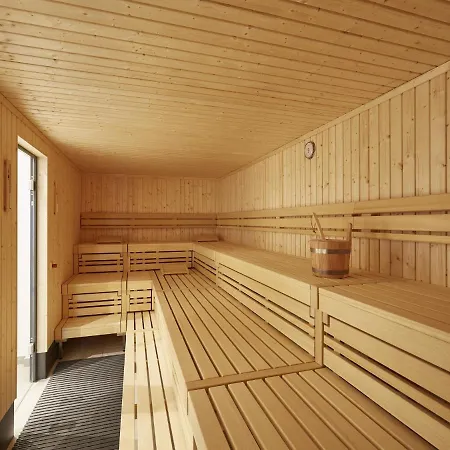 Reetland Am - Premium Reetdachvilla Mit 3 Schlafzimmern, Sauna, Kamin Und Massagesessel F05 * 德兰斯克